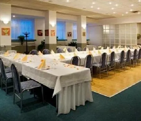 Hotel Echo